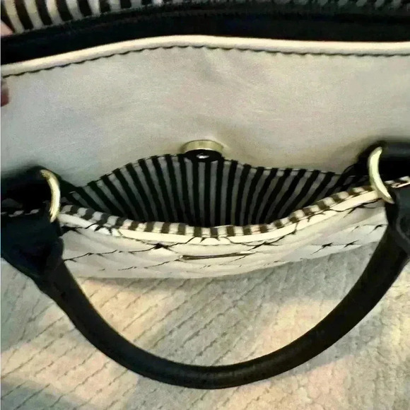 Betsey Johnson large white quilted purse - Picture 2 of 11